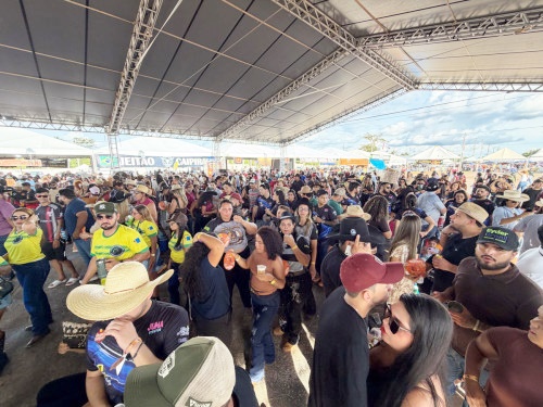 Entre famílias, risadas e encontros: o público que deu vida à Festa do Trabalhador
