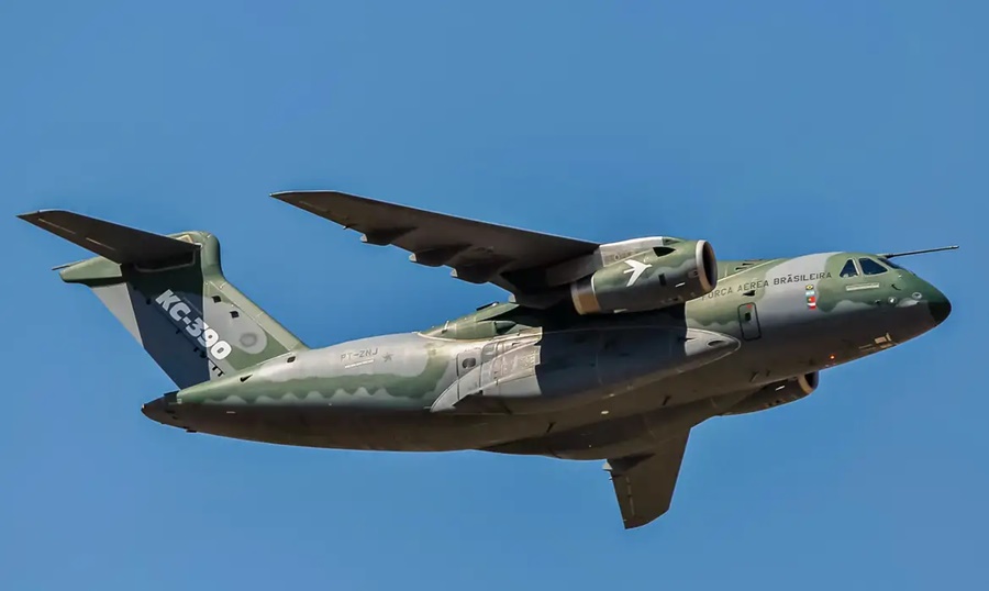 Embraer assina contrato de venda de aviões para os Emirados Árabes