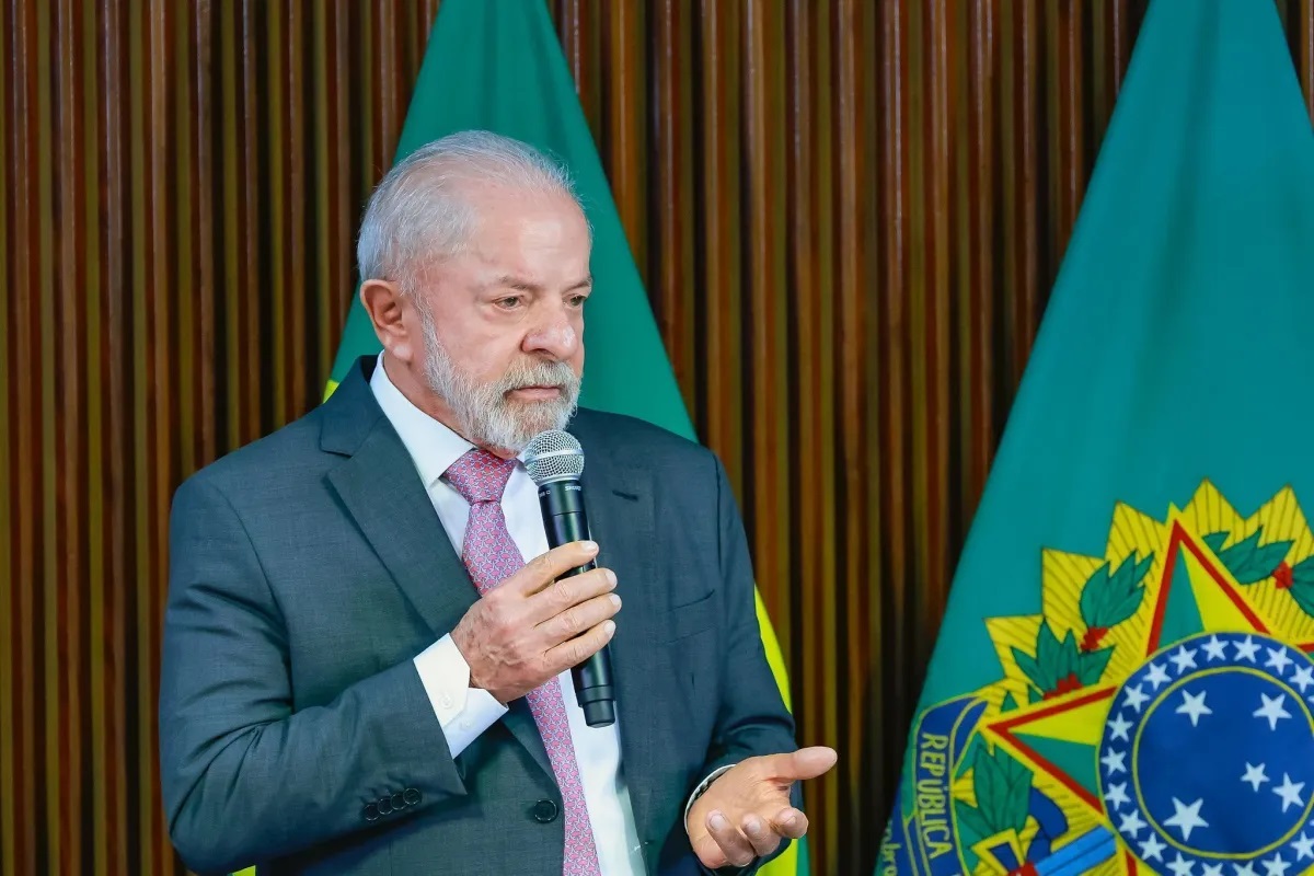 Lula é aconselhado a declarar apoio à CPI do caso Master de olho na eleição de outubro
