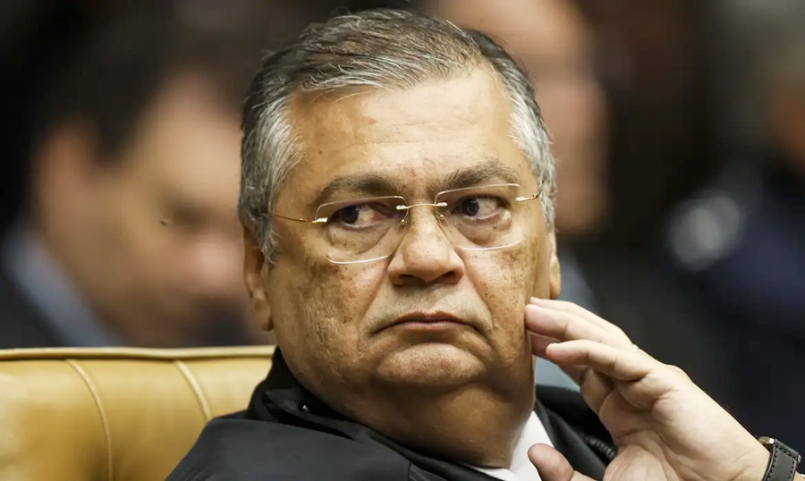 Dino diz que pagamento de novos penduricalhos está proibido