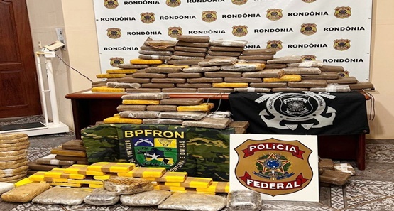 PF, BPFRON e PRF apreendem cerca de 300 kg de drogas em operação no Rio Madeira