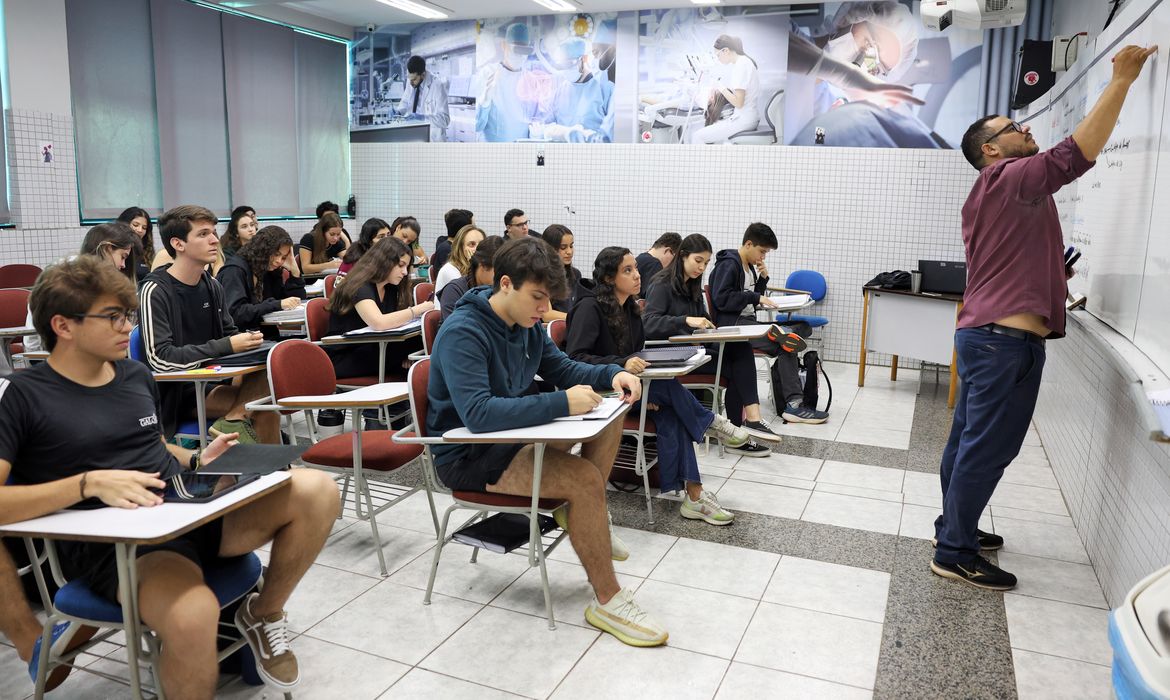  Pré-selecionados do Fies 2026 devem validar informações até segunda
