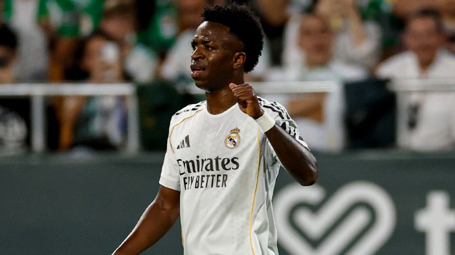 Jogadores do Real Madrid "peitam" treinador e instauram crise
