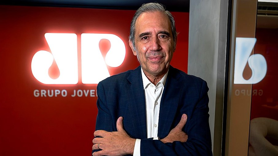 Jovem Pan muda a grade e cancela programas do apresentador Marco Antonio Villa
