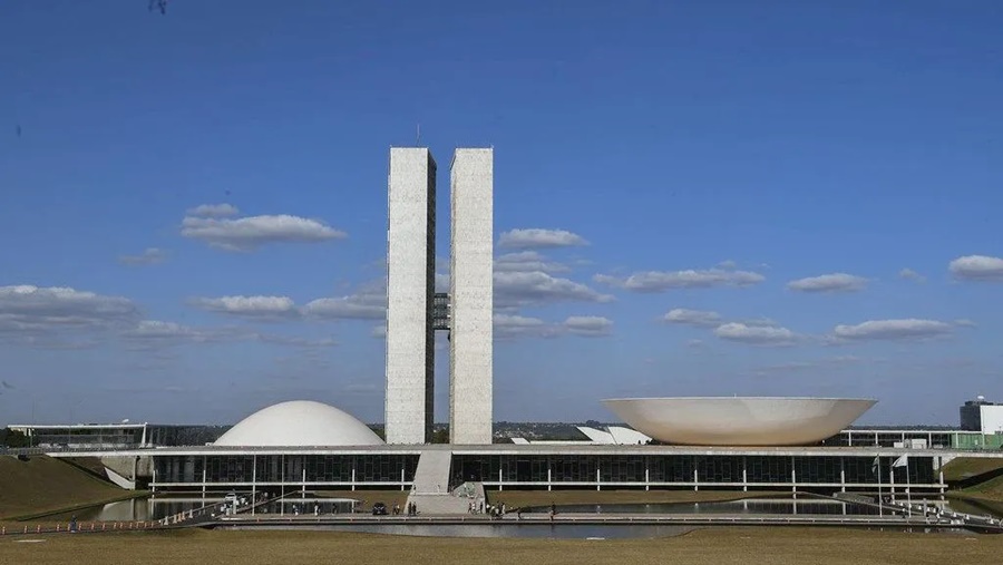 Após áudio de Flávio, Congresso acumula sete iniciativas de CPI do Master