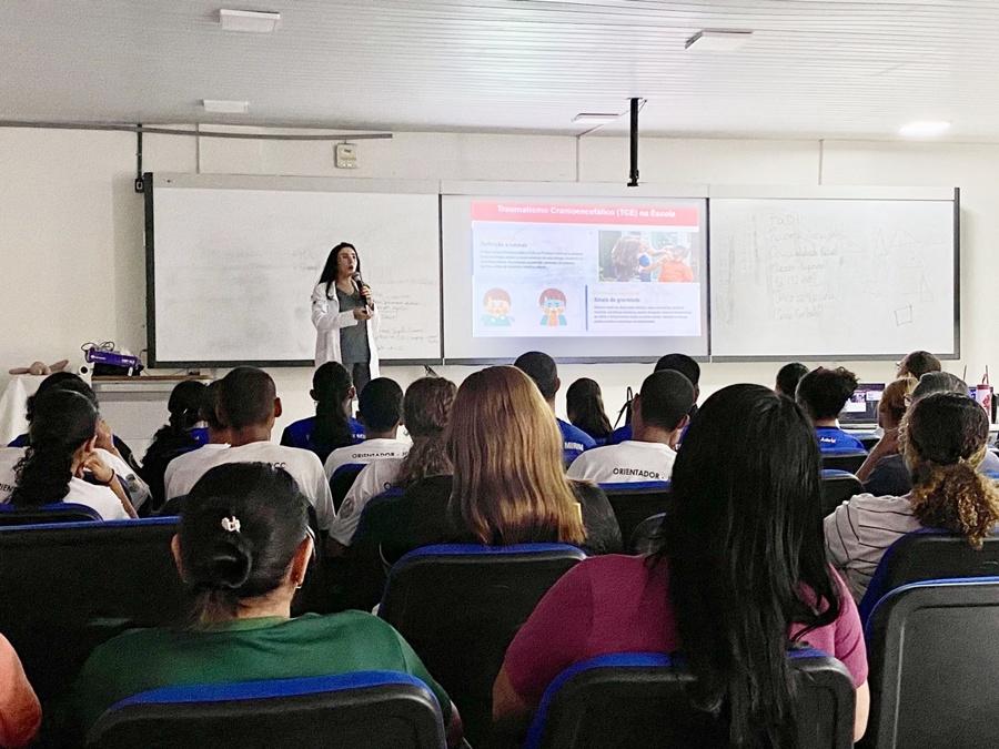 Escola Oswaldo Piana recebe capacitação em primeiros socorros para servidores
