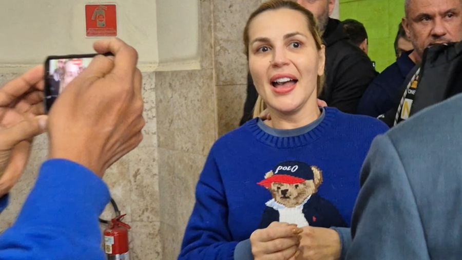 Deolane segue presa após audiência de custódia em presídio de SP