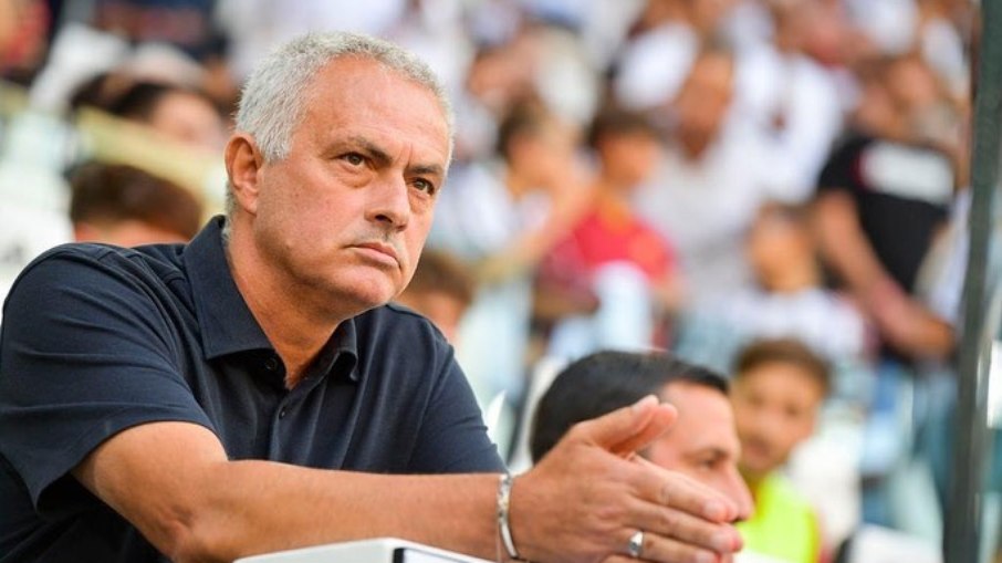 Técnico deixa Real Madrid e descarta trabalhar com Mourinho
