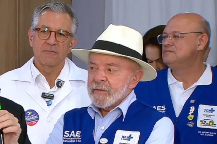 Presidente Lula inicia sessões de radioterapia após descobrir câncer na cabeça
