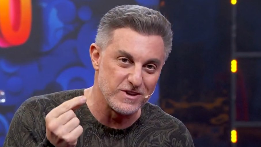 Após polêmica sobre Bolsa família, Luciano Huck perde audiência na Rede Globo
