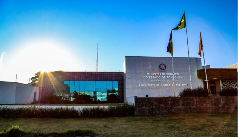 Operação desmonta esquema milionário de lavagem de dinheiro 