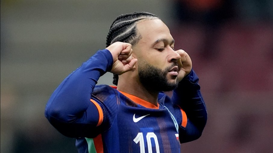 Com Memphis, Holanda anuncia convocação para Copa do Mundo
