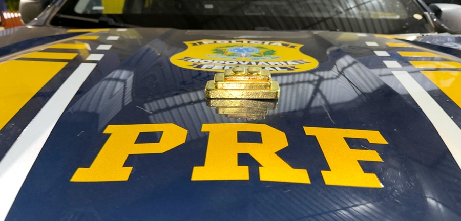 PRF abre peça de máquina e encontra barras de ouro escondidas em caminhonete na BR-364