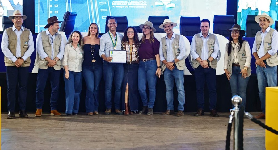 Alero homenageia ex-secretário de Finanças Luís Fernando Pereira da Silva