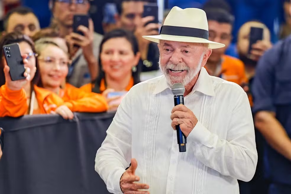 “Estou triste” que disseram “que nossos criminosos são terroristas”, diz Lula