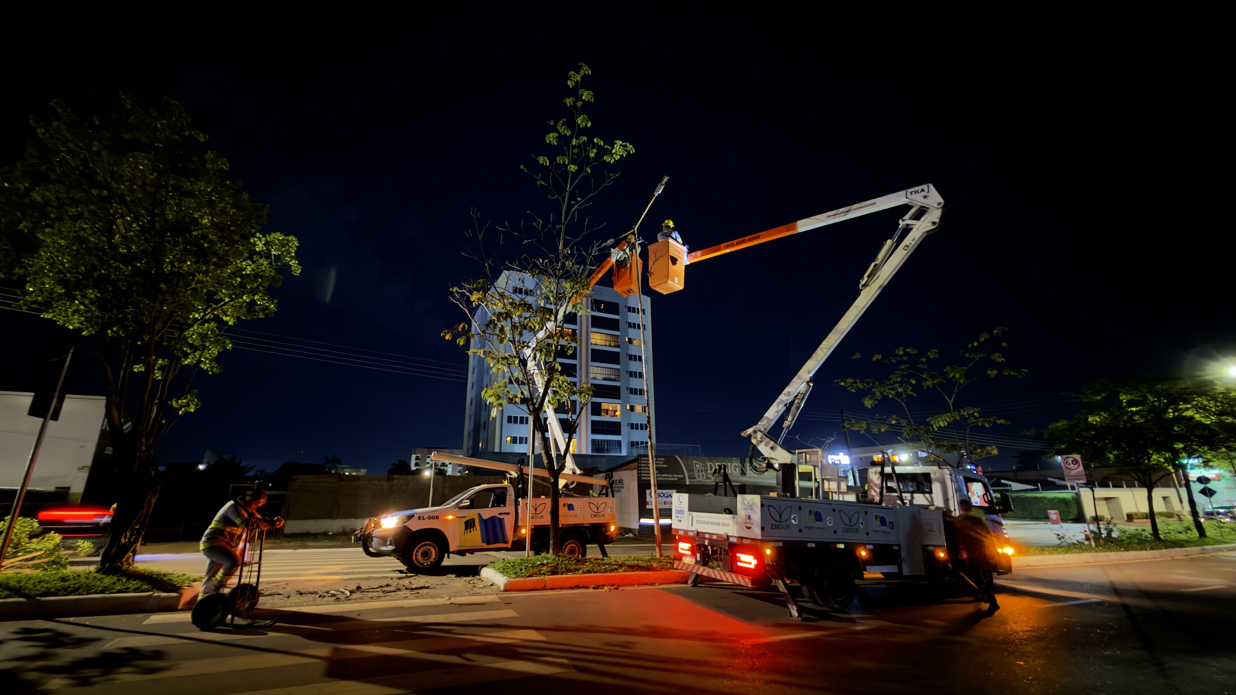 Corujão da Iluminação reforça segurança e melhora visibilidade nas principais avenidas de PVH
