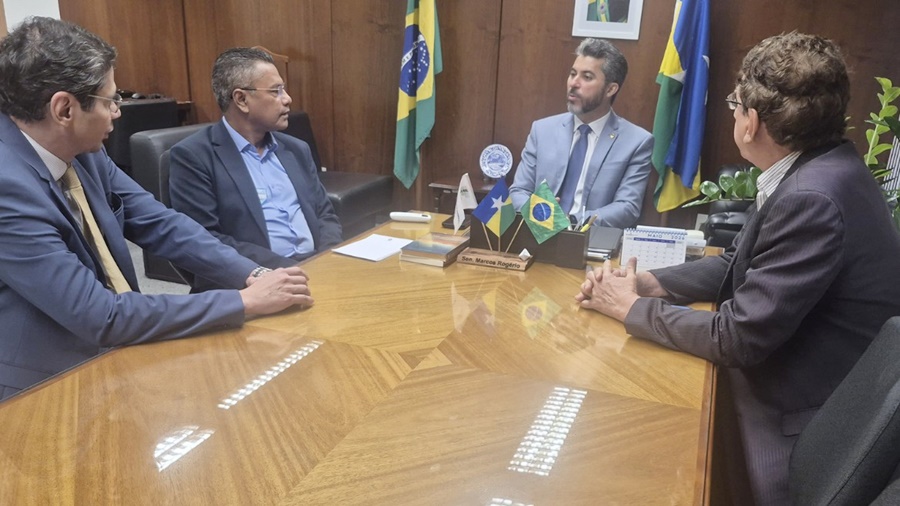 Sindsef/RO avança no Senado por dedicação exclusiva de professores transpostos