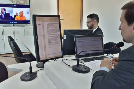 Defesa pode exigir sustentação oral síncrona por videoconferência
