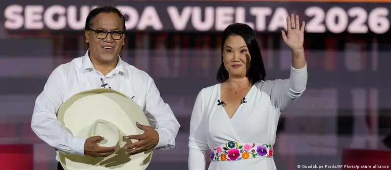 Com 95% das urnas apuradas, Peru tem disputa presidencial voto a voto e segue indefinida