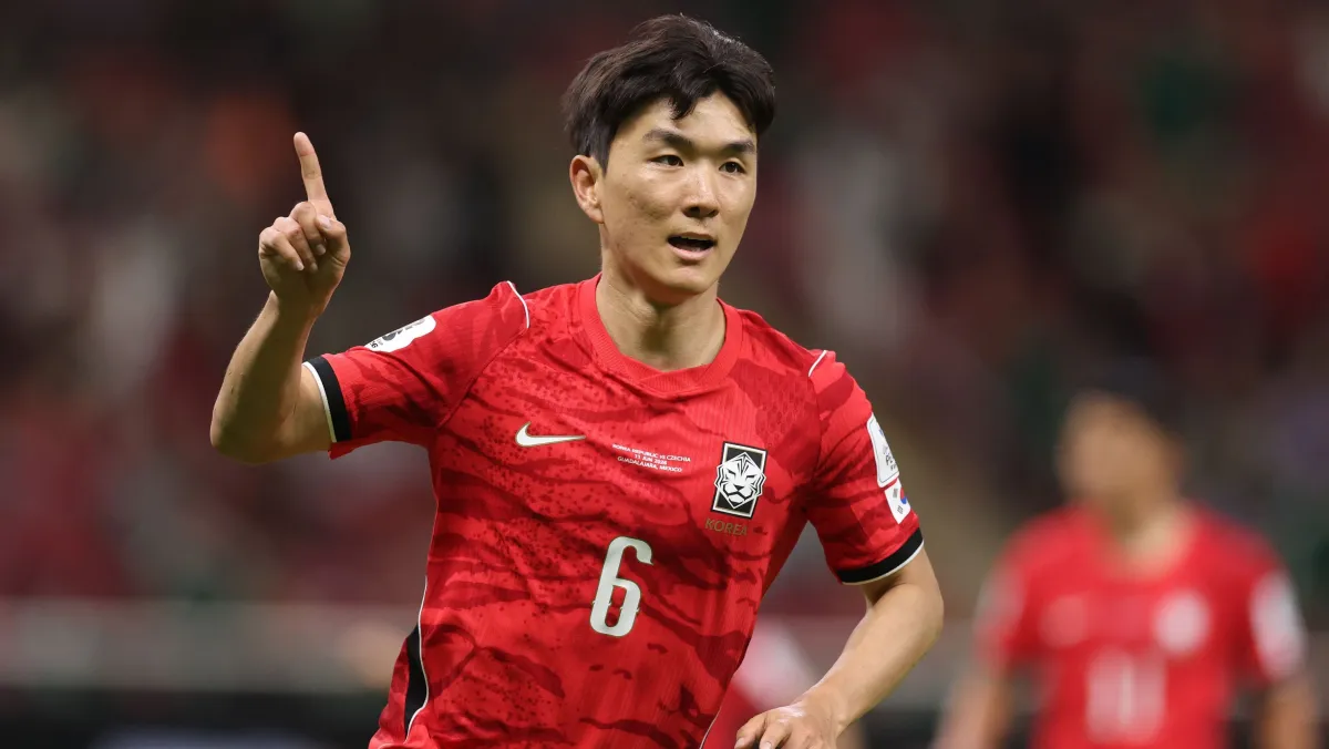 Autor de golaço da Coreia do Sul "imita" comemoração de Ronaldo Fenômeno na Copa
