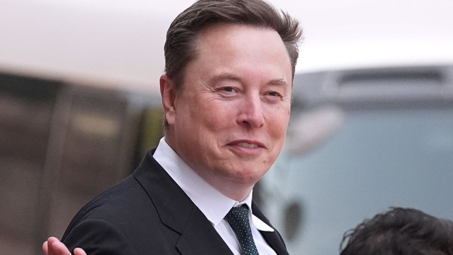 SpaceX faz maior IPO da história e passa a negociar ações na bolsa dos EUA: "US$ 1,77 trilhão"

