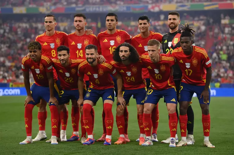 Espanha estreia diante de seleção que protagonizou uma das maiores histórias do Mundial