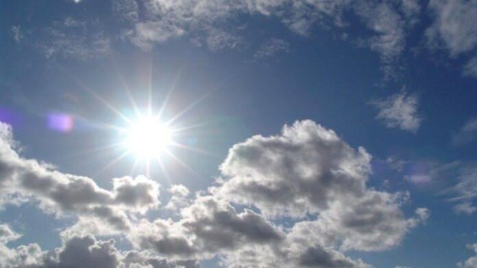 Sol, calor e possibilidade de chuva isolada marcam quinta-feira em RO