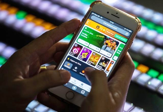 Influencer que divulgar bet ilegal terá que pagar imposto