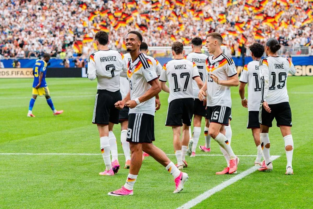 Alemanha e Costa do Marfim jogam pela liderança do Grupo E na Copa do Mundo

