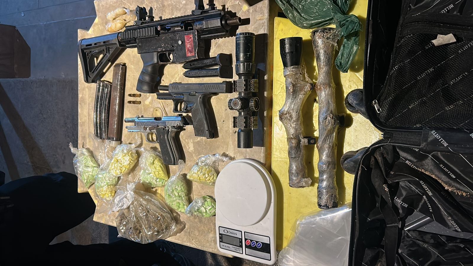 Armas e drogas sintéticas são apreendidas pelo BOPE durante ação em Porto Velho