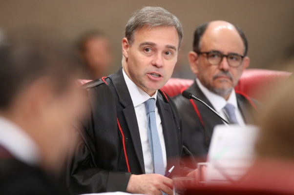 TSE sinaliza que pode manter votos em mulheres em chapas com fraude à cota

