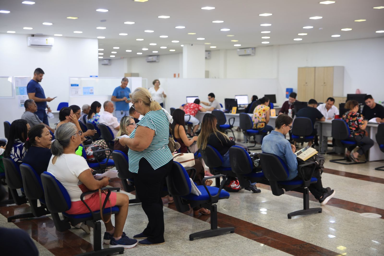 Prefeitura leva serviços do CadÚnico ao Tudo Aqui Centro para agilizar atendimentos