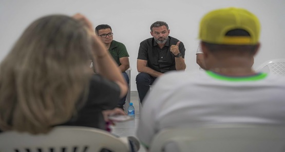 “Dinheiro público não pode parar na porta da associação”, diz Bruno Bolsonaro Scheid 