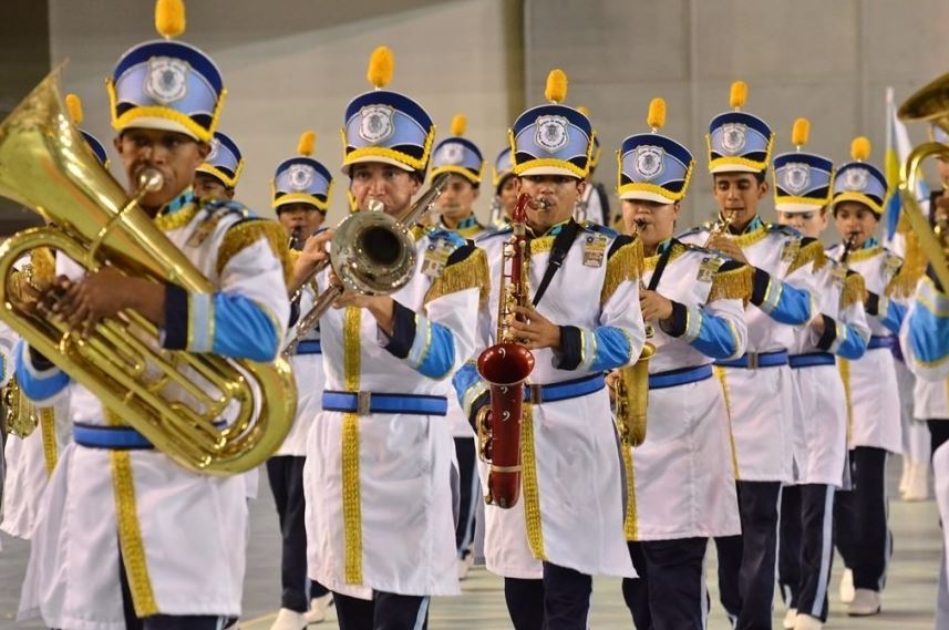 Deputado Alan Queiroz destina R$ 80 mil para aquisição de uniformes para fanfarra Escola Daniel Nery