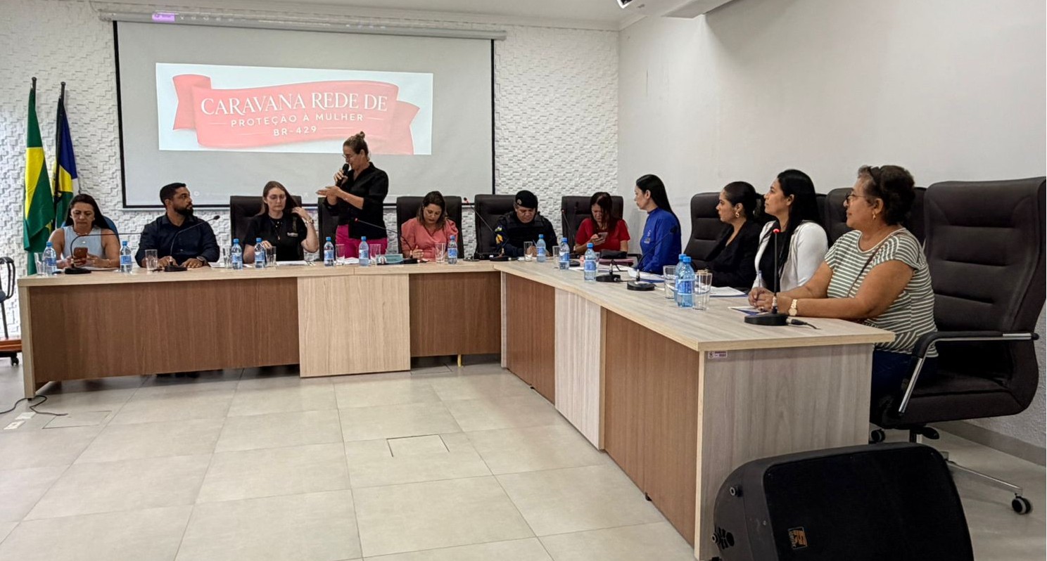Gislaine Lebrinha realiza 2ª edição da Caravana Rede de Proteção à Mulher BR-429 em Seringueiras
