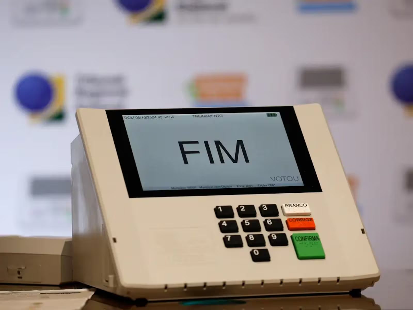 Partidos têm até esta terça-feira para prestar contas sob pena de perder fundo
