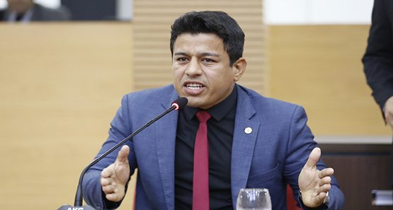 TRE-RO mantém ação contra Fúria, mas rejeita limitar discursos em eventos públicos
