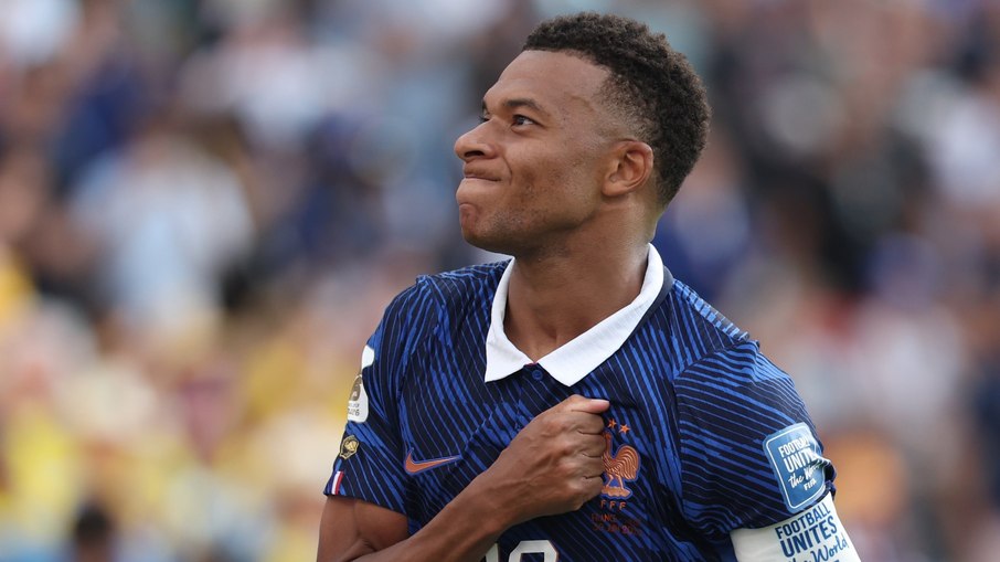 Atacante da França, Mbappé iguala Messi: veja briga pela artilharia da Copa do Mundo
