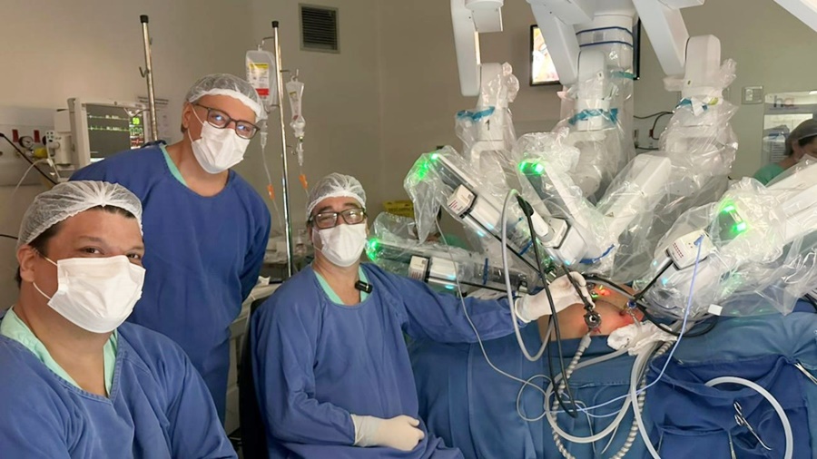 Deputado Laerte Gomes viabiliza cirurgia robótica histórica no Hospital de Amor