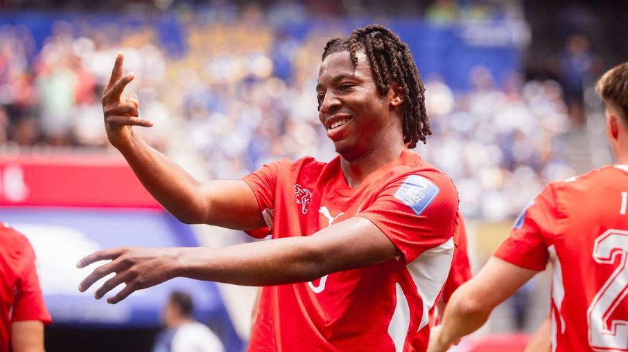 Com jogadaça sensação da Copa brilha, Suíça bate Argélia e avança às oitavas
