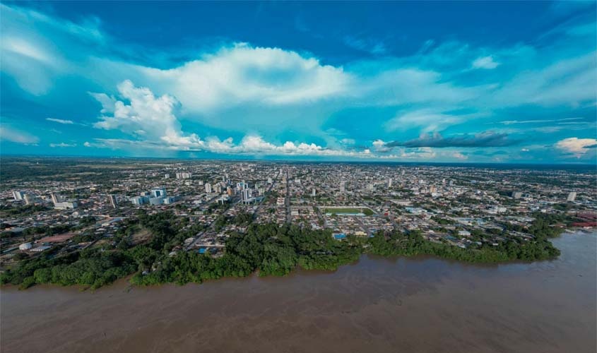Terça será de calor de até 33°C no interior e possibilidade de chuva em Porto Velho