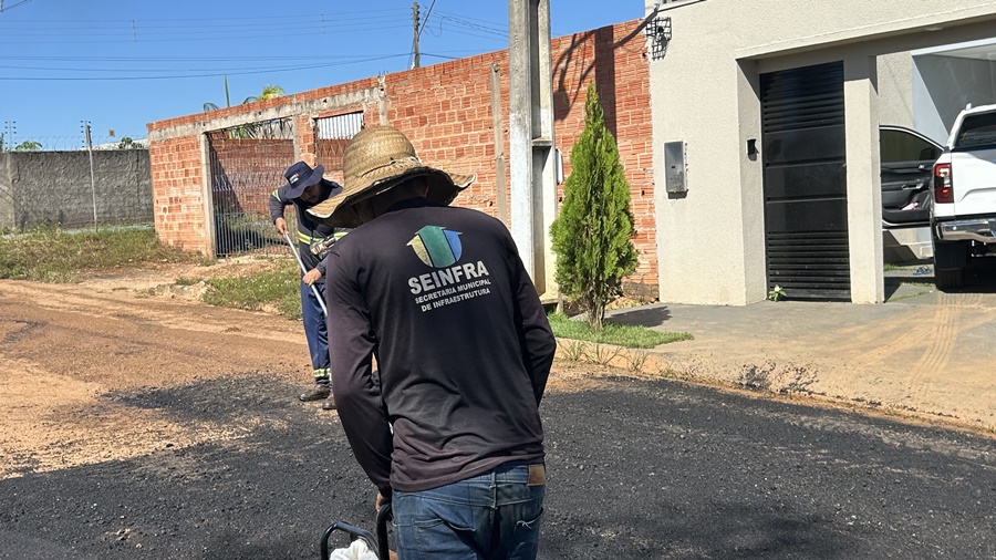 Operação tapa-buraco avança e recupera vias em diversos bairros de Porto Velho
