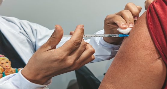 Nova vacina Pneumo 20 amplia proteção contra pneumonia e já está disponível em PVH
