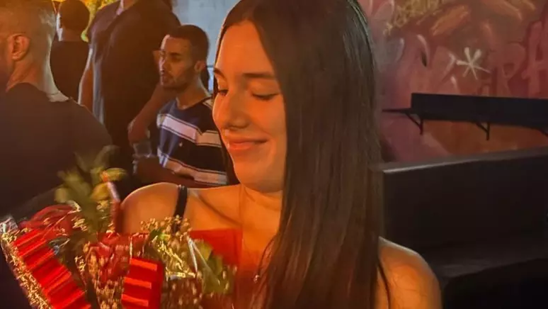 Família faz apelo por liberação de corpo de jovem que morreu após Porsche explodir