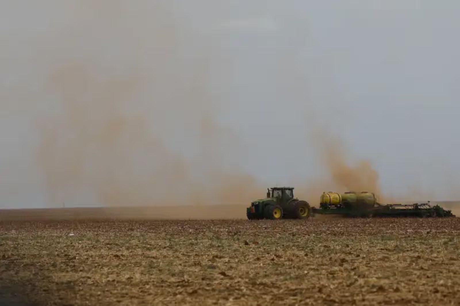 Governo publica MP que garante renegociação de dívidas no agro