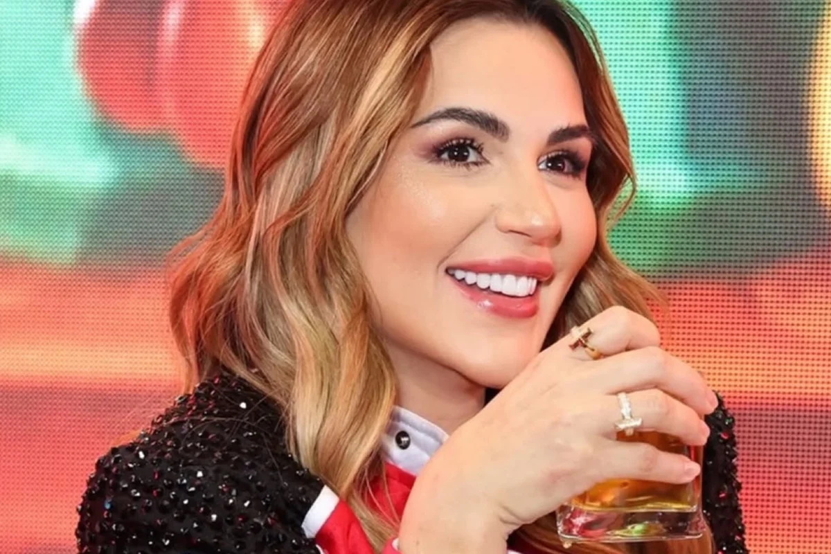 Após prisão, restaurante tira nome de influenciadora Deolane Bezerra do cardápio
