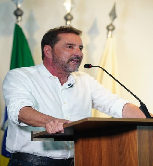 Hildon pode chegar parrudo ao segundo turno caso ultrapasse Fúria
