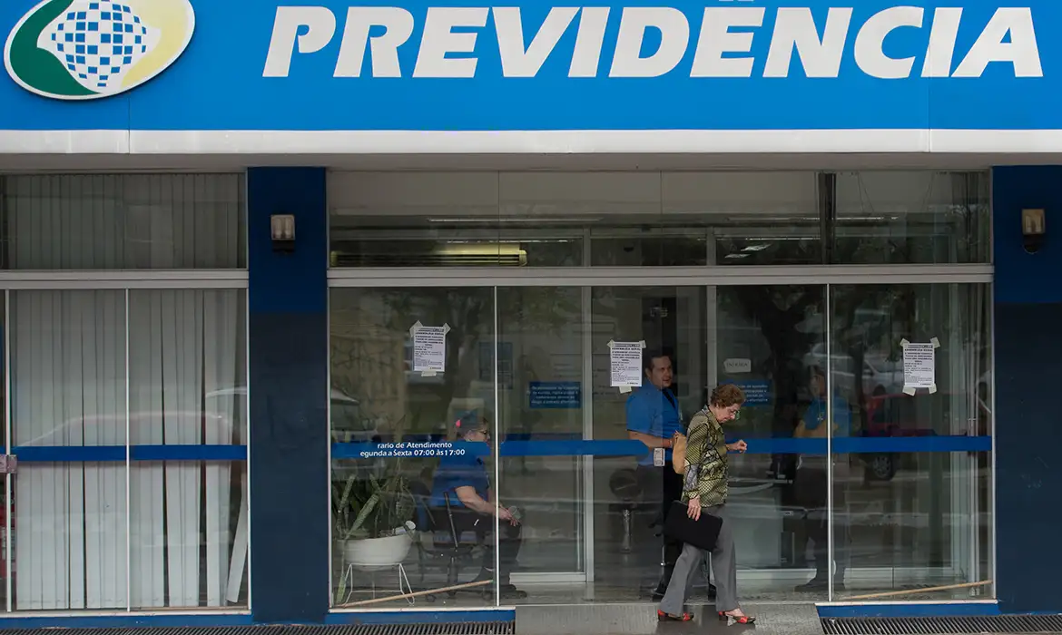 Governo destina R$ 547 milhões para ressarcir beneficiários do INSS
