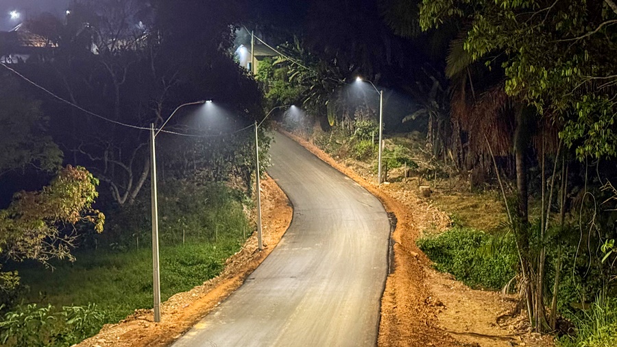 Iluminação 100% em LED chega a Rua Canhoto da Paraíba oferecendo mais segurança aos moradores