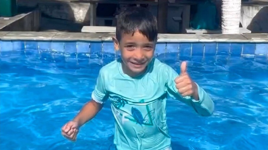 Criança de 7 anos morre em piscina do Parque Aquático Via Park em PE: "Foi fechado"
